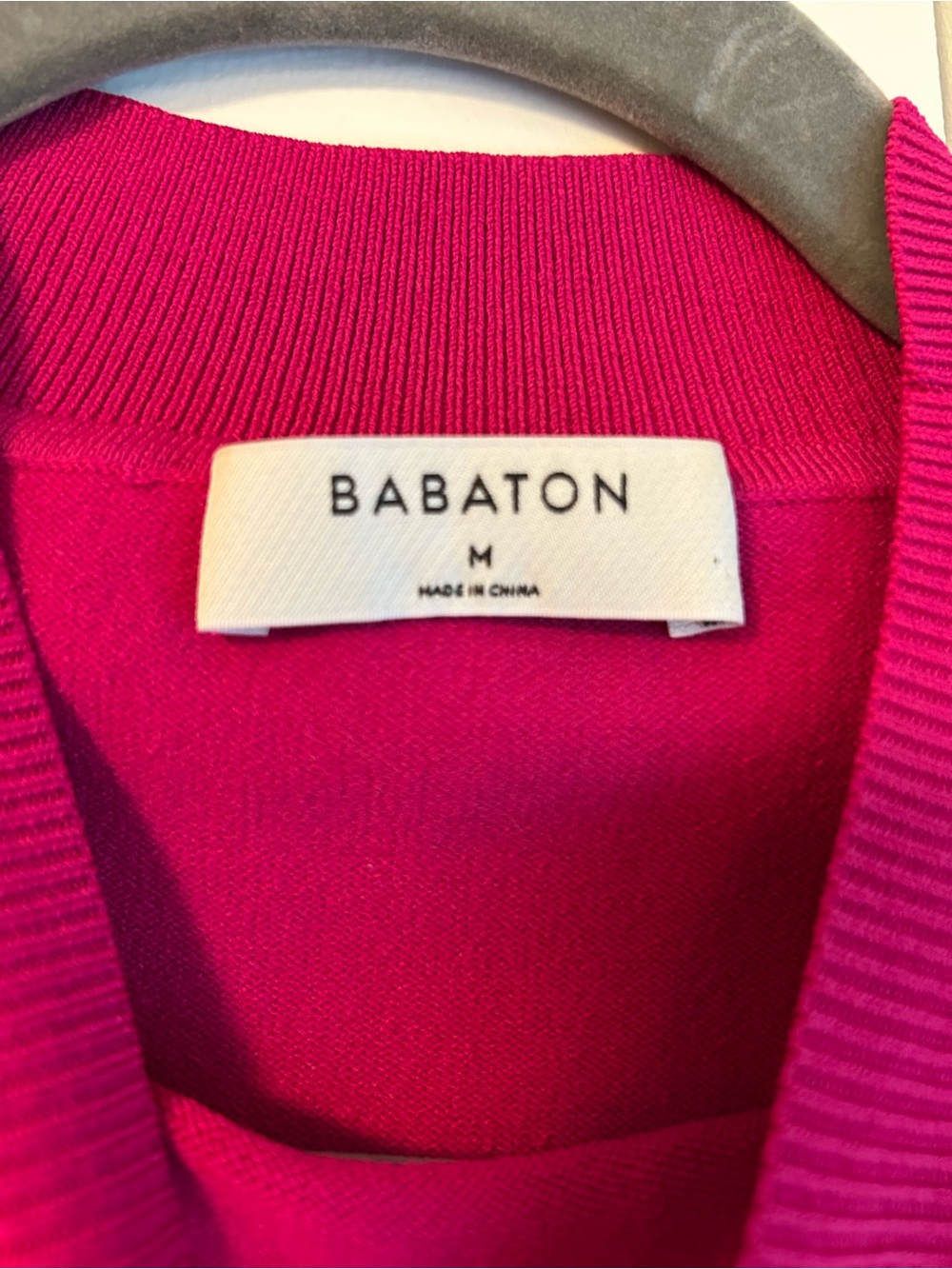 Aritzia Babaton Astrid Sculpt Knit
Mock neck Longsleeve - Picture 3 of 5